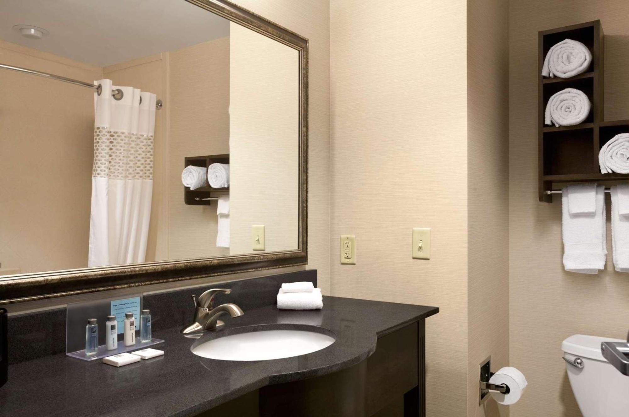 Hampton Inn & Suites - Mansfield Eksteriør bilde