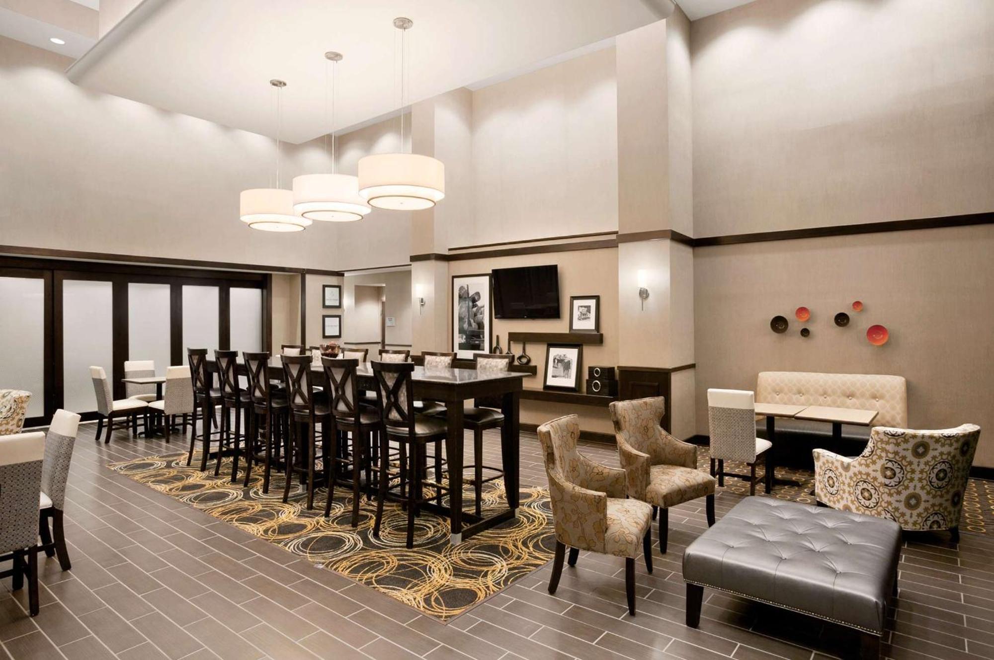 Hampton Inn & Suites - Mansfield Eksteriør bilde