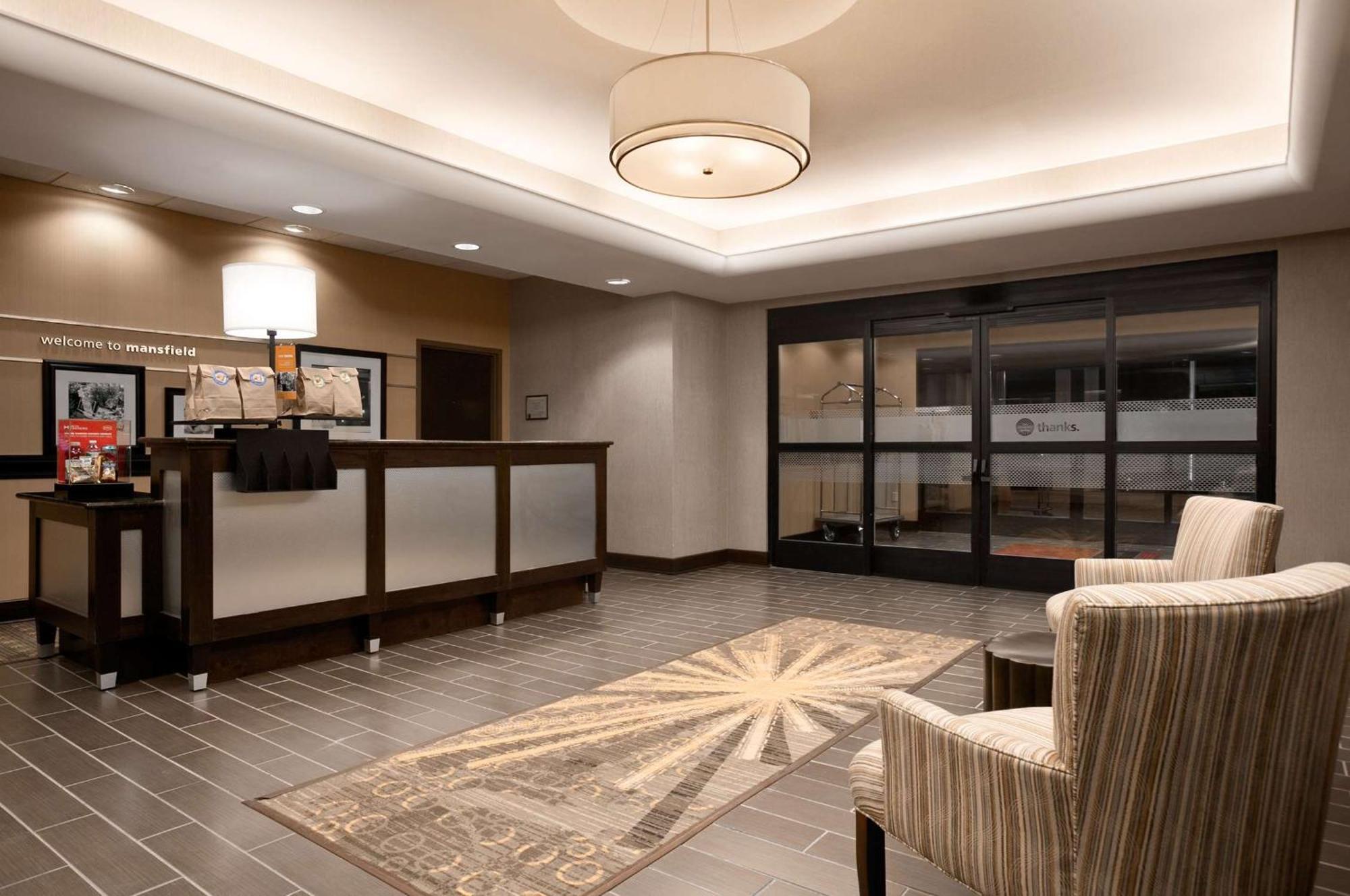 Hampton Inn & Suites - Mansfield Eksteriør bilde